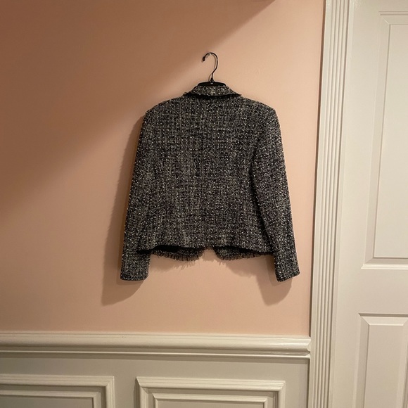 Blazer - Picture 2 of 3